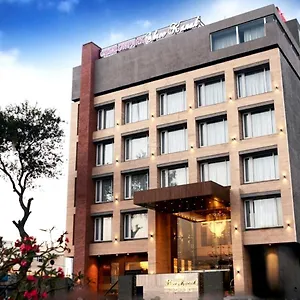 4* Inn Shree Kanak